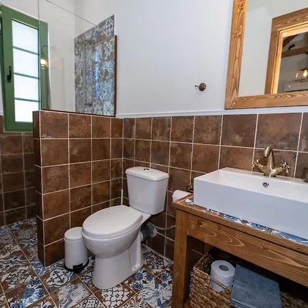 Eleon Olive Retreat - Skourochori فندق كاتاكولو